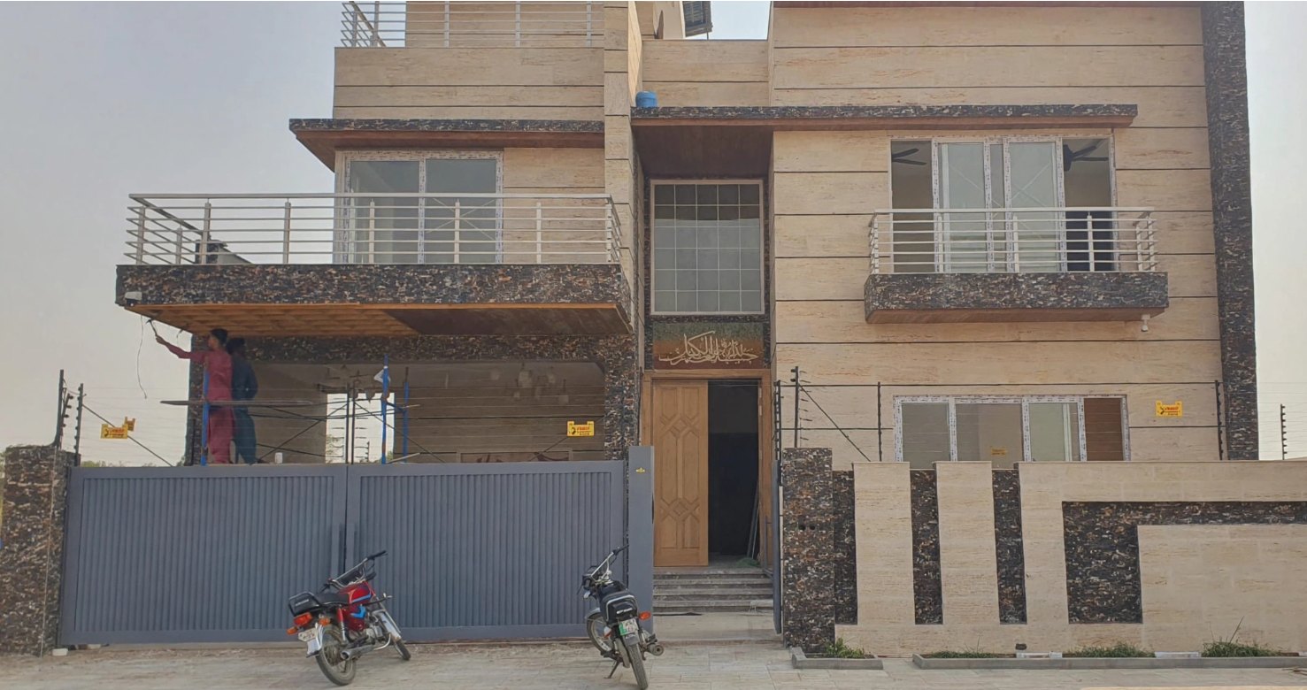 iCrown completed house photo
