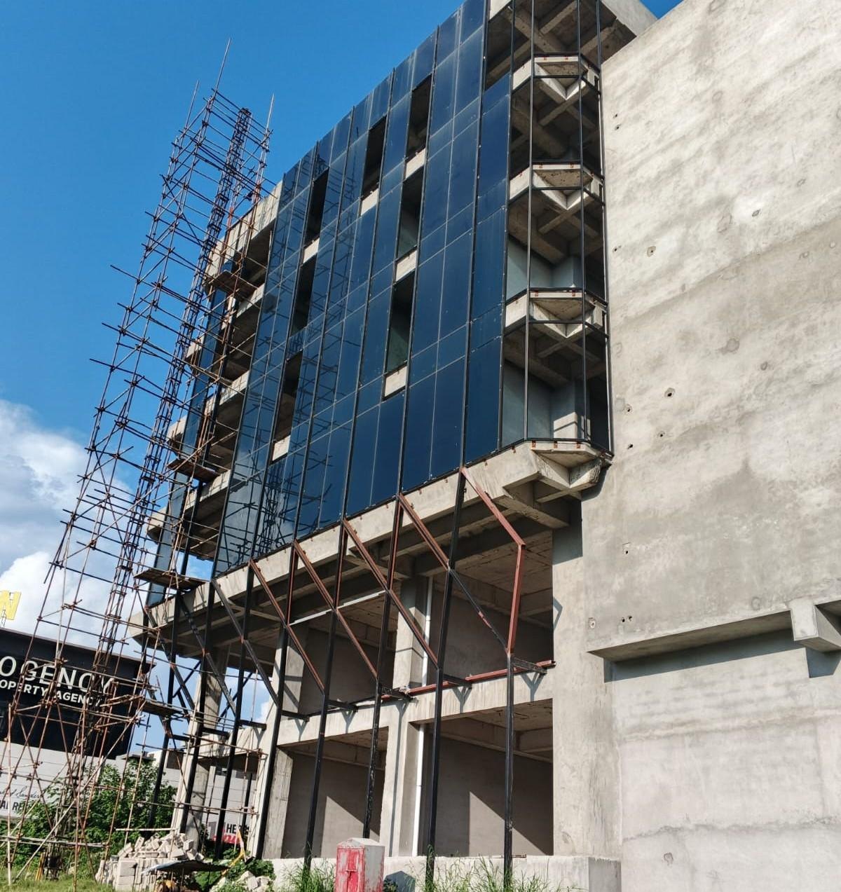 V8 Mall — Bahria Town Rawalpindi from iCrown company profile